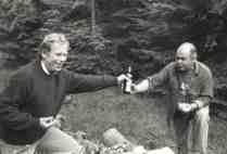 Václav Havel a Jacek Kuroń na setkání v horách, 1987 (foto: NAF Dementi)